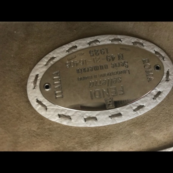 AUTHENTIC Fendi Selleria - Like New - Picture 4 of 6